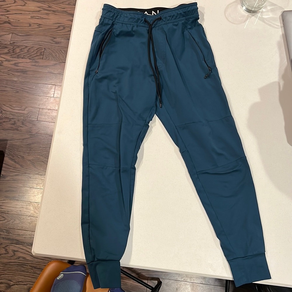 American Eagle joggers.